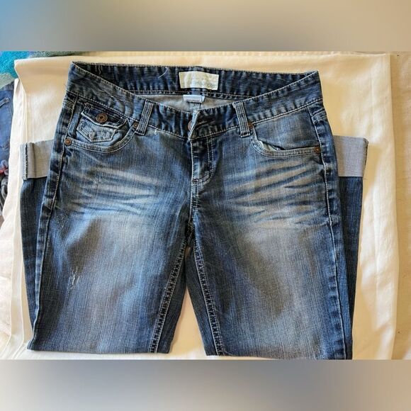 MAURICES CAPRIS SIZE 5/6 - Picture 4 of 5